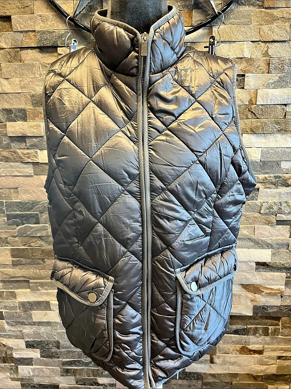 Quilted Vest in Black